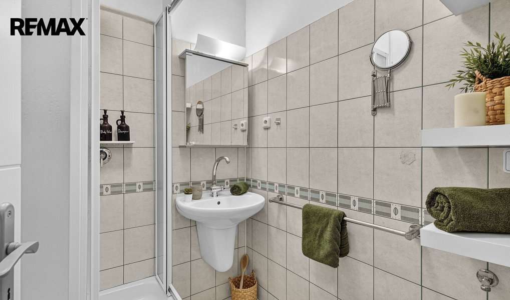 Prodej bytu 4+kk 139 m², Praha – náhled fotky 7