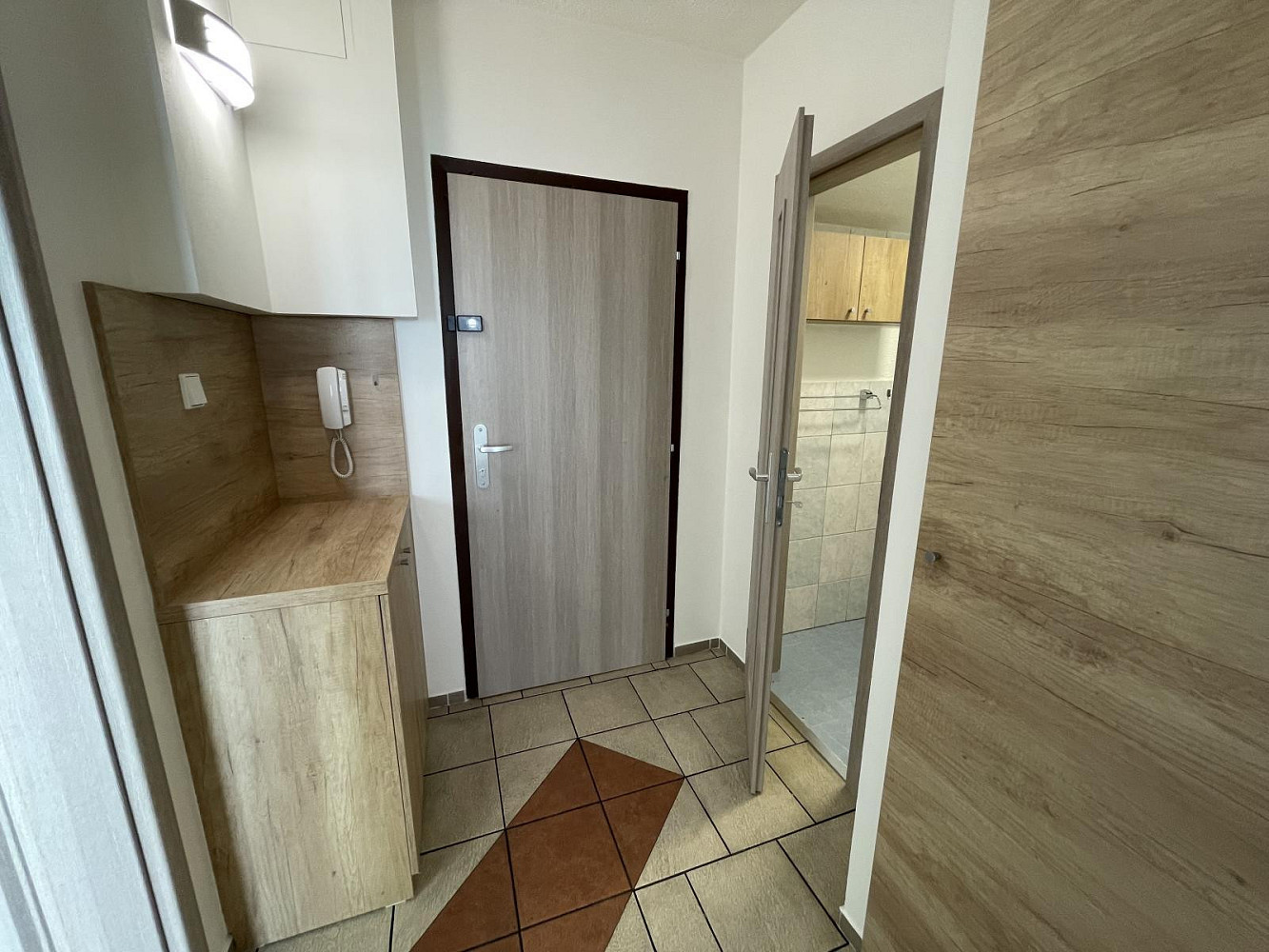 Pronájem bytu 2+1 45 m² – fotografie 5