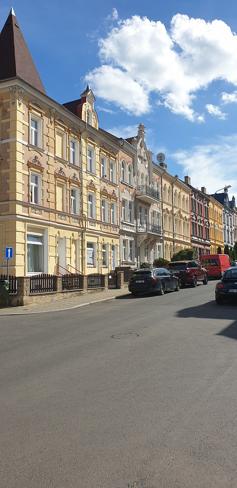 Pronájem bytu 2+1 65 m² – pohled 2