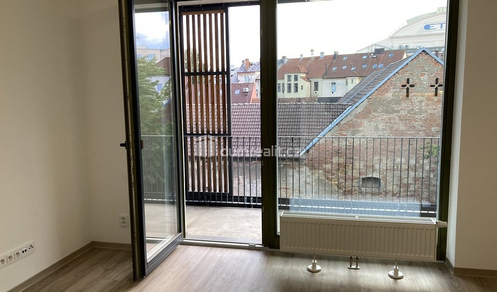 Pronájem bytu 2+kk 64 m², Plzeň – náhled fotky 3