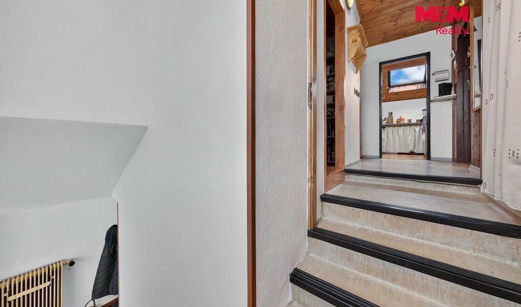 Prodej domu 190 m² s pozemkem 143 m², Kunžak – náhled fotky 10