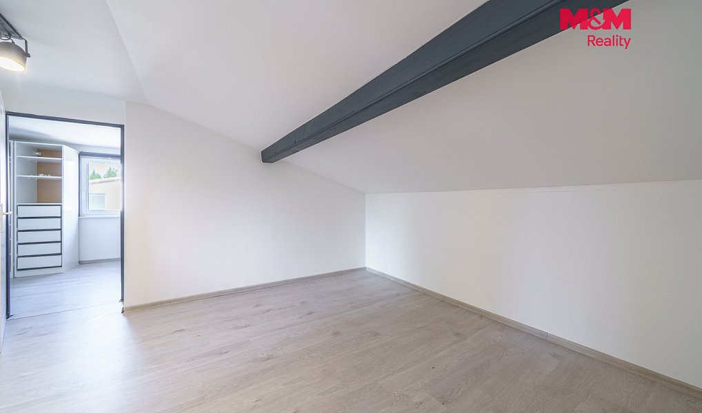Prodej chaty/chalupy 90 m² s pozemkem 321 m², Hroznětín – náhled fotky 12