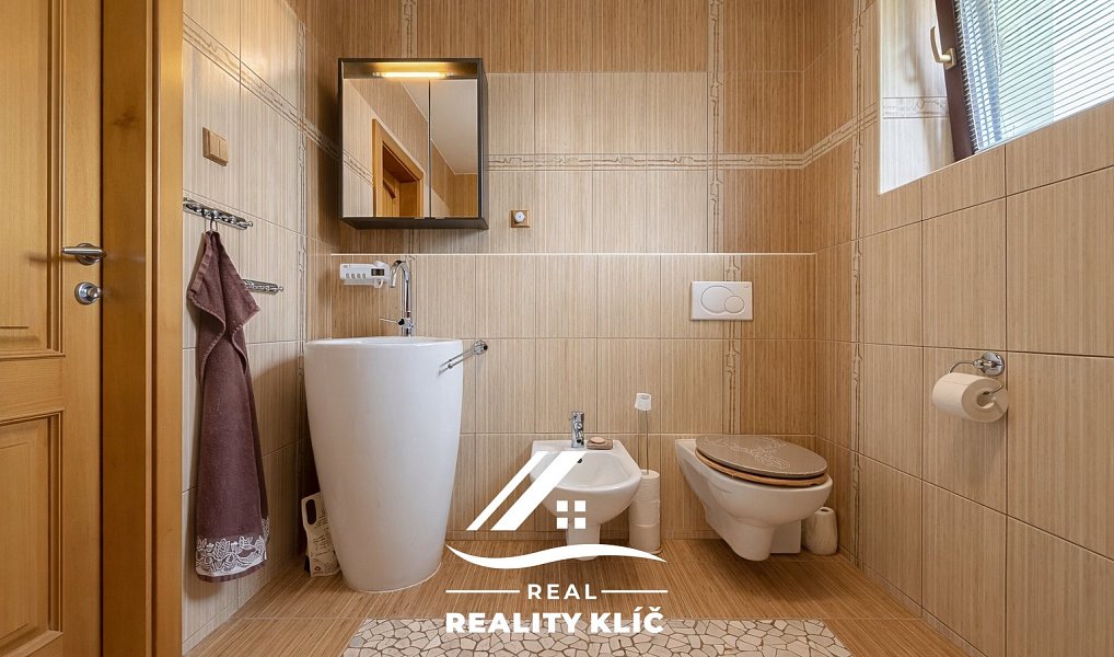 Prodej domu 240 m² s pozemkem 991 m², Ostrava – náhled fotky 11