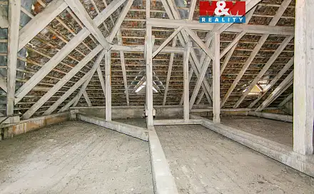 Prodej půdního prostoru, 124 m2, Plzeň, ul. Němejcova, Němejcova, Plzeň - Jižní Předměstí