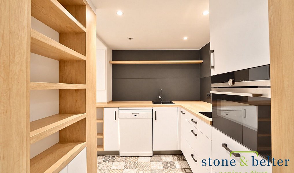 Prodej bytu 2+1, 58 m², Smíchov - Praha 5, Praha