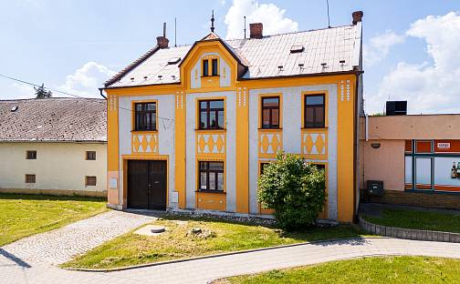 Prodej domu 373 m² s pozemkem 558 m², Cholina, okres Olomouc