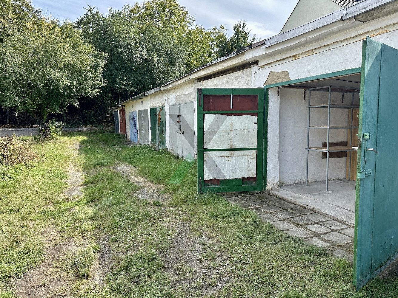 Prodej garáže s elektřinou 18 m2, brno - maloměřice — photo 5