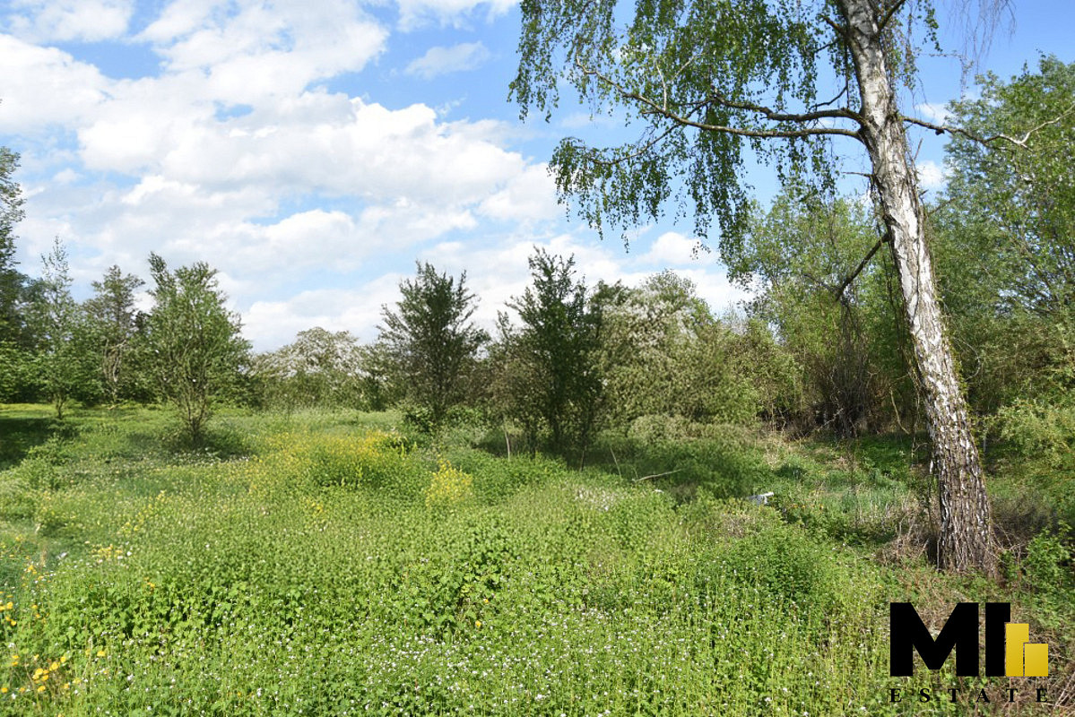 Prodej stavebního pozemku 4 941 m²