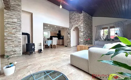 Prodej domu 152 m² s pozemkem 223 m², Zahradní, Zaječí, okres Břeclav