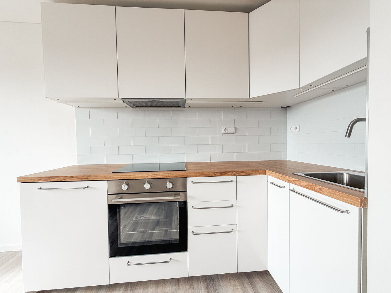 Pronájem bytu 2+kk 30 m² – fotografie 4