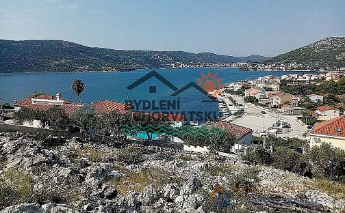 Prodej stavebního pozemku 1 303 m², Marina, Chorvatsko