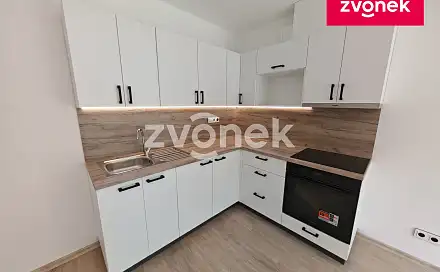 Pronájem bytu 1+kk 34 m², Moravní, Otrokovice, okres Zlín