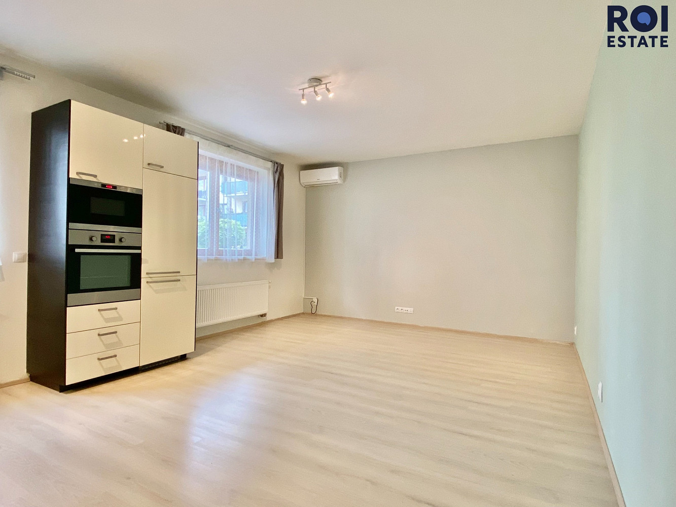 Pronájem bytu 1+kk 40 m² – fotografie 5
