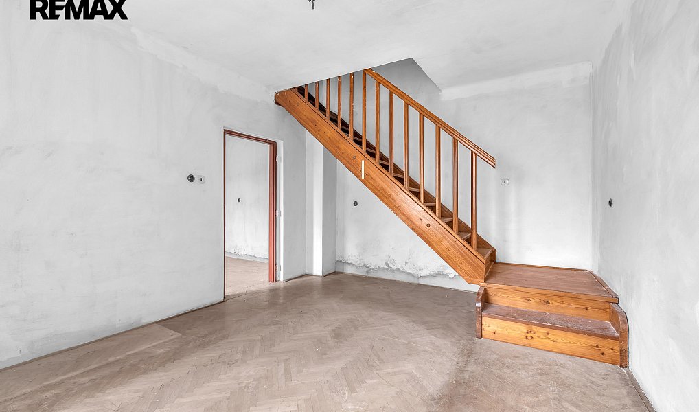 Prodej komerčního objektu (jiného typu) 370 m², Luštěnice – náhled fotky 10