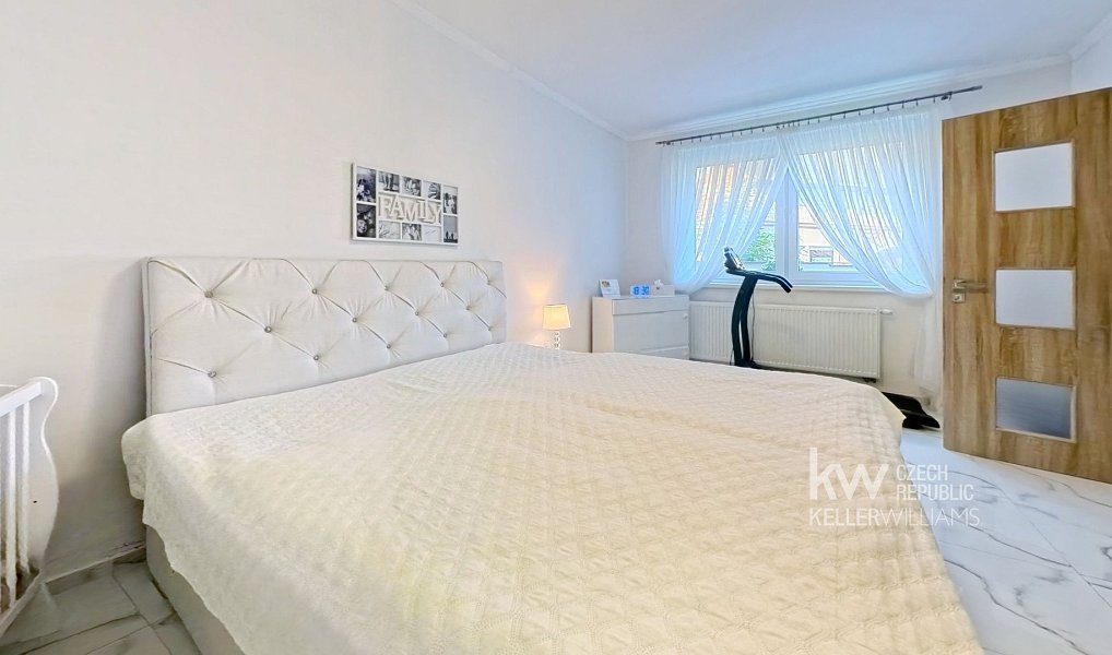 Prodej domu 93 m² s pozemkem 285 m², Unhošť – náhled fotky 3