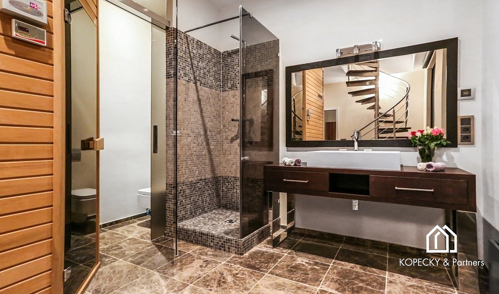 Prodej bytu atypického 428 m², Praha – náhled fotky 14