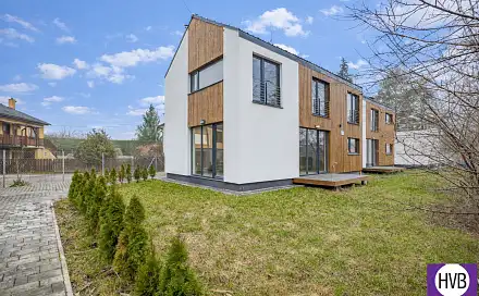 Pronájem domu 110 m² s pozemkem 80 m², Na Ladech, Květnice, okres Praha-východ
