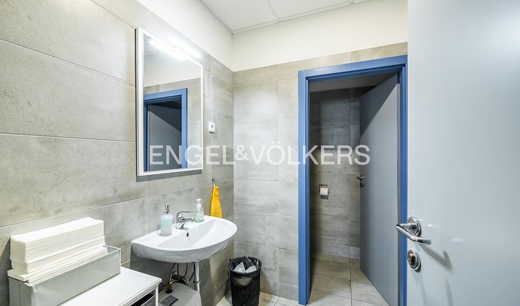 Pronájem kanceláře 1 392 m², Praha – náhled fotky 11