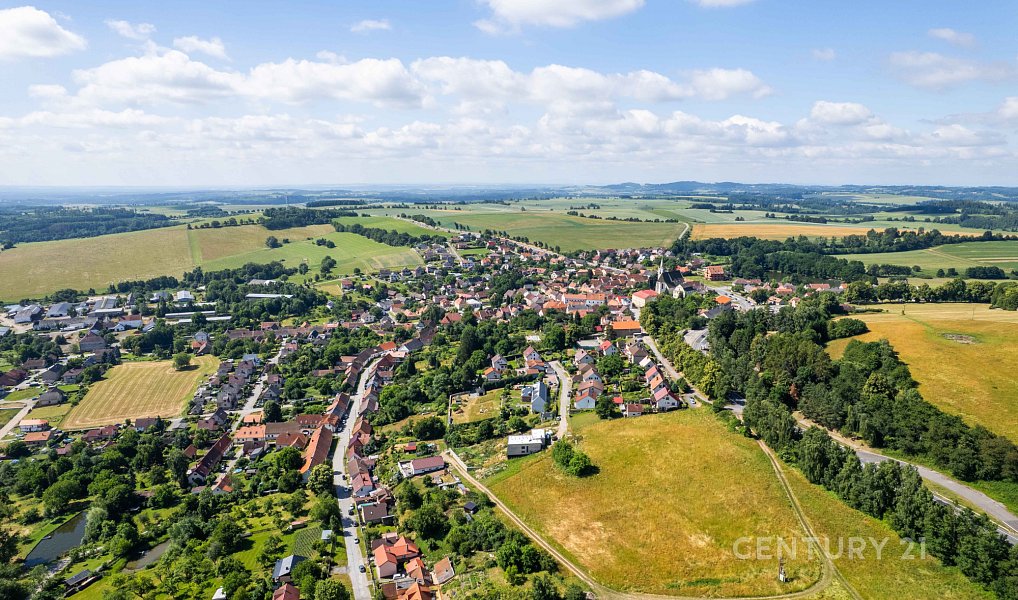 Prodej komerčního pozemku 2 355 m², Miličín – náhled fotky 5