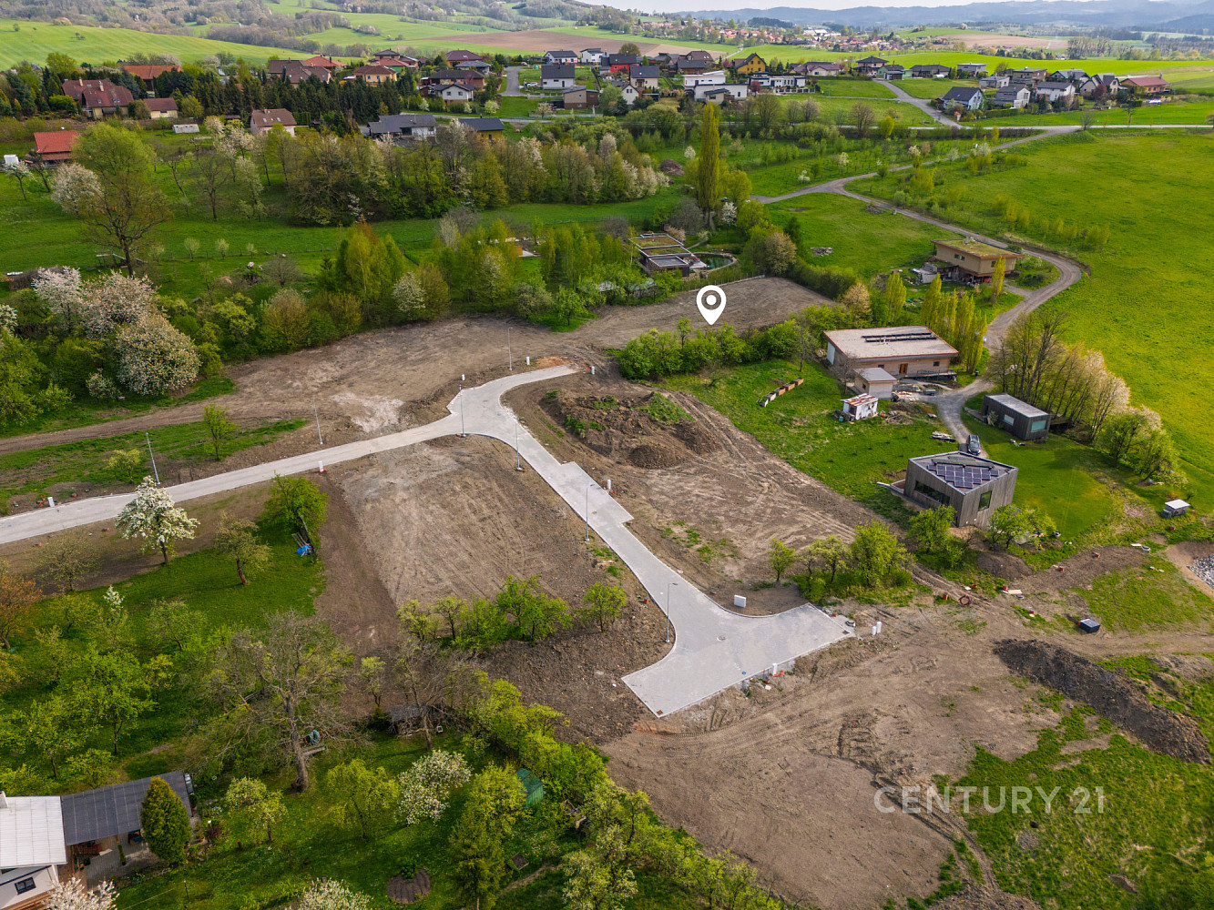 Prodej stavebního pozemku 1 588 m²