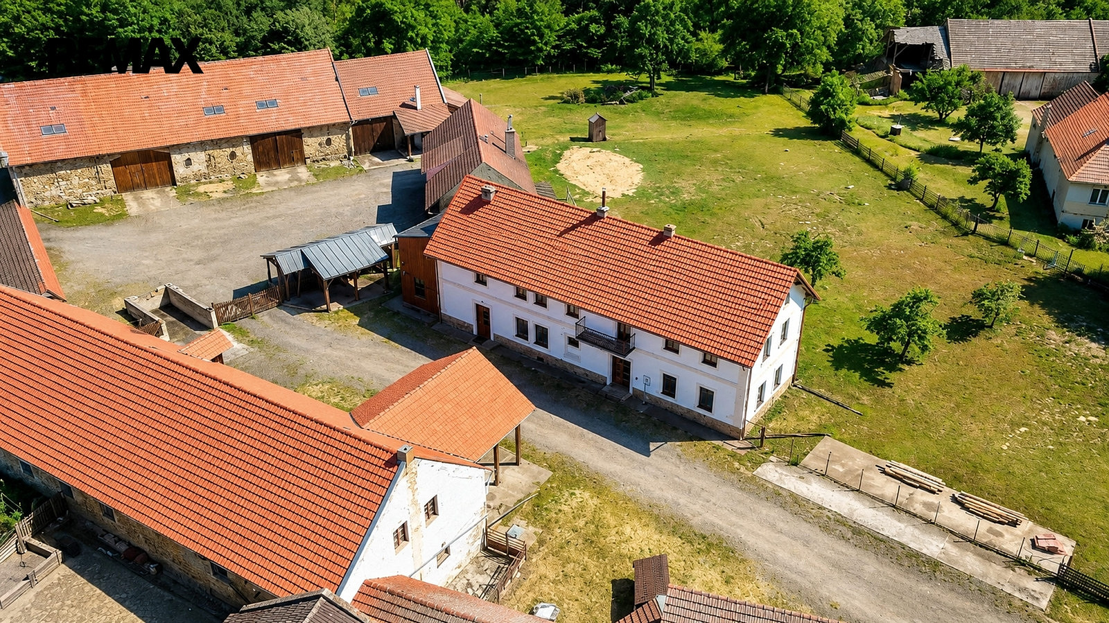 Prodej ubytovacího objektu 320 m² — photo 5