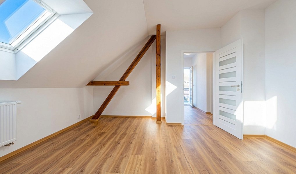 Prodej domu 133 m² s pozemkem 242 m², Plzeň – náhled fotky 14