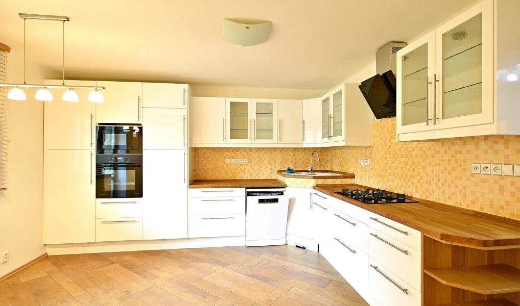 Prodej bytu 3+kk 66 m², Praha – náhled fotky 4