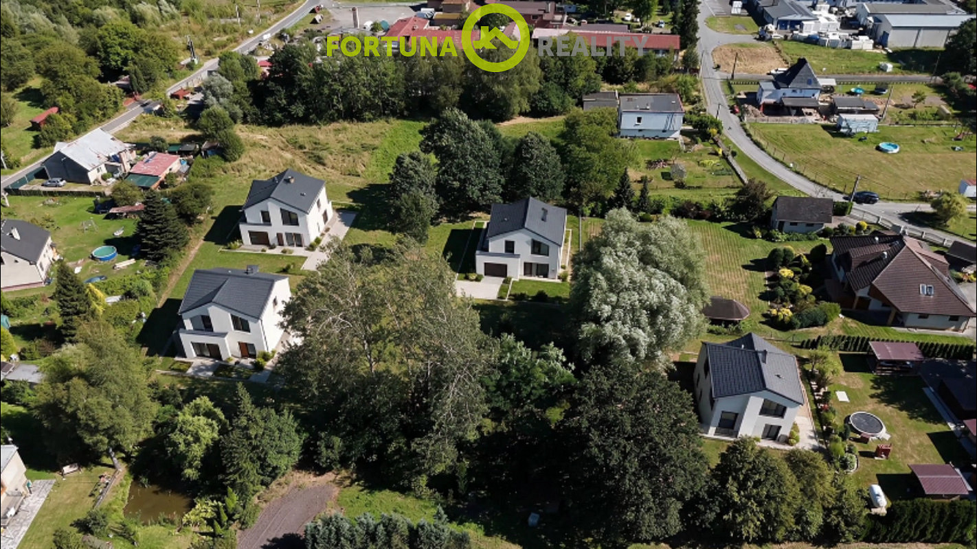 Prodej stavebního pozemku 5 699 m² – fotografie 2