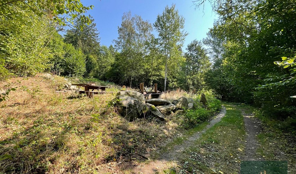Prodej stavebního pozemku 375 m², Kolinec – náhled fotky 4