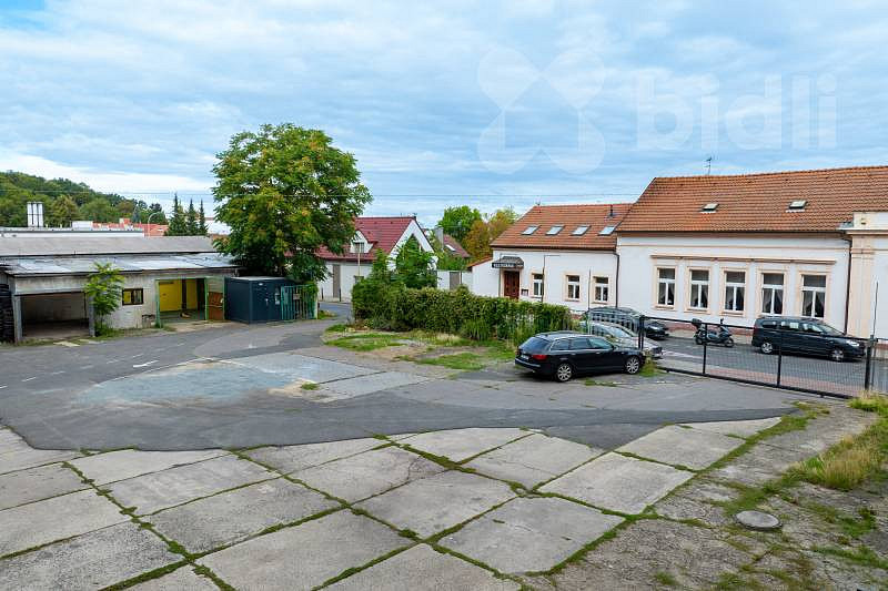 Pronájem komerčního objektu (jiného typu) 83 m²