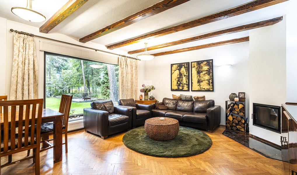 Prodej domu 161 m² s pozemkem 984 m², Praha – náhled fotky 2