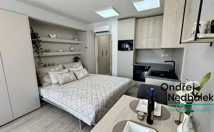 Prodej bytu 1+kk 29 m², Kvítková, Zlín