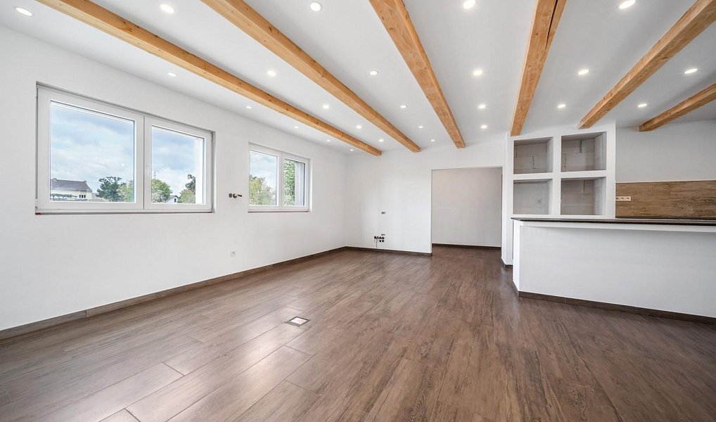 Prodej domu 162 m² s pozemkem 605 m², Hevlín – náhled fotky 7