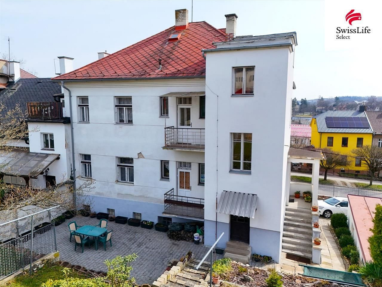 Prodej domu 228 m² s pozemkem 736 m² - Widok 3