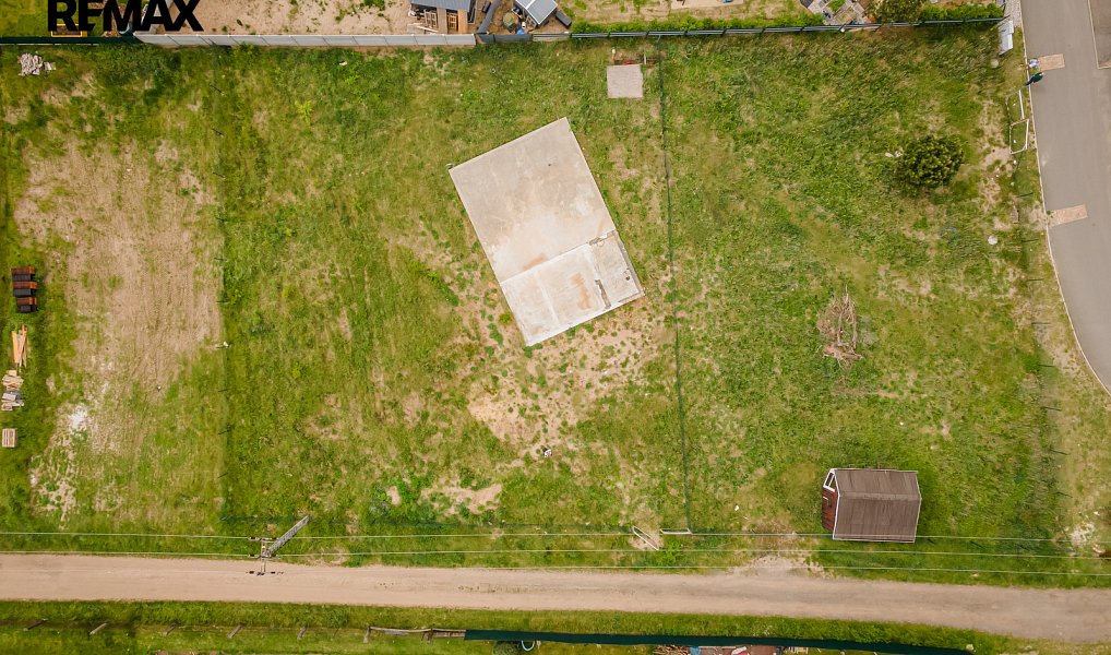 Prodej stavebního pozemku 1 019 m², Holedeč – náhled fotky 3