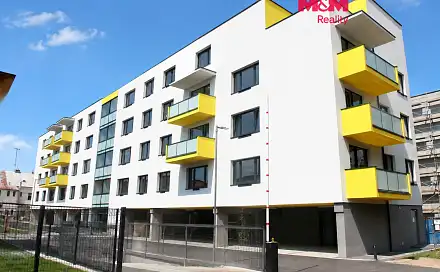 Pronájem bytu 1+kk 33 m², Bratranců Veverkových, Pardubice - Zelené Předměstí