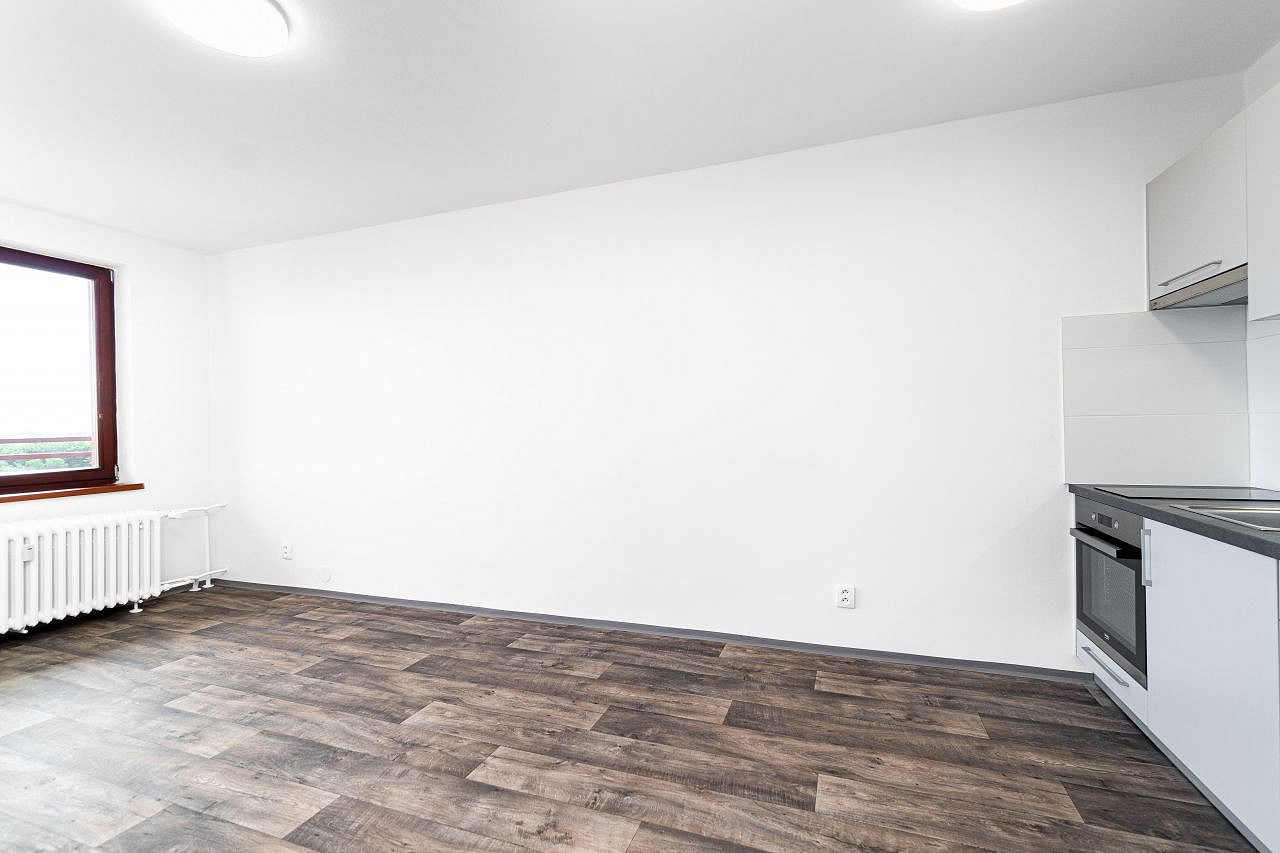 Pronájem bytu 1+kk 28 m²