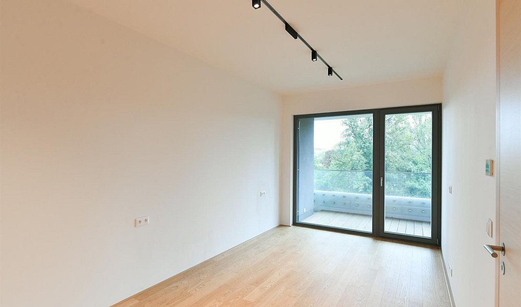 Pronájem bytu 2+kk 70 m², Praha – náhled fotky 11