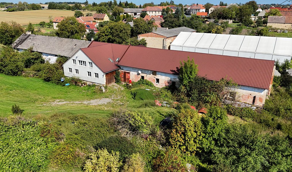 Prodej obchodních prostor 1 200 m², Střemy – náhled fotky 6
