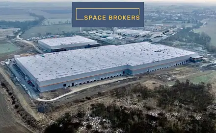 Pronájem skladovacích prostor 4 300 m², Lužec nad Vltavou, okres Mělník