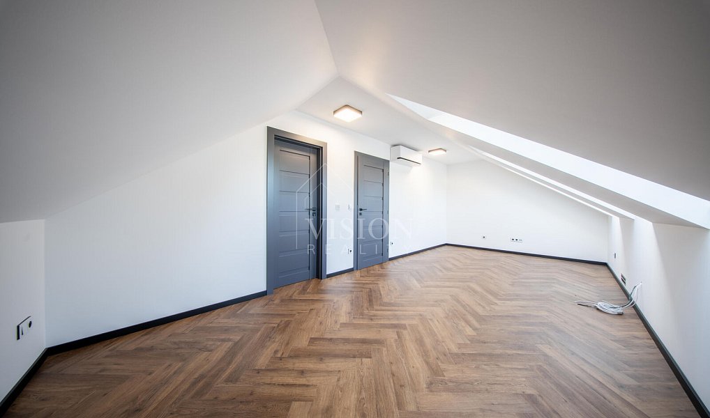 Prodej domu 272 m² s pozemkem 1 091 m², Kamenice – náhled fotky 40