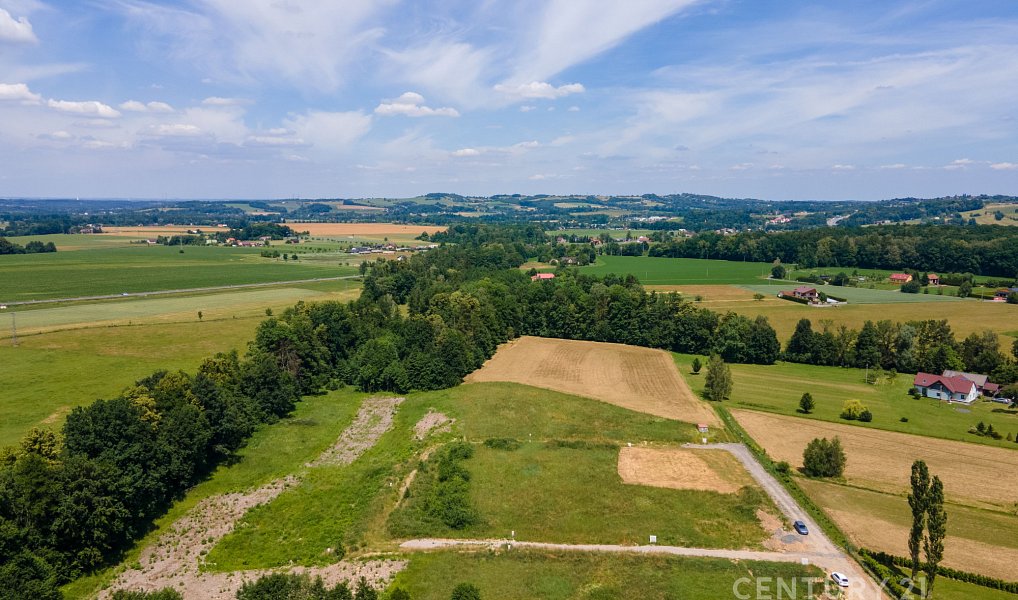 Prodej stavebního pozemku 2 215 m², Horní Tošanovice – náhled fotky 2