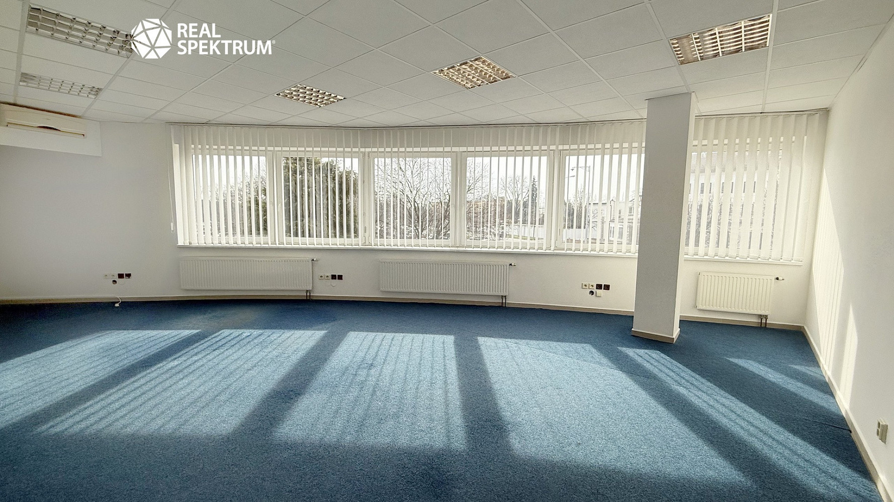Pronájem kanceláře 217 m²