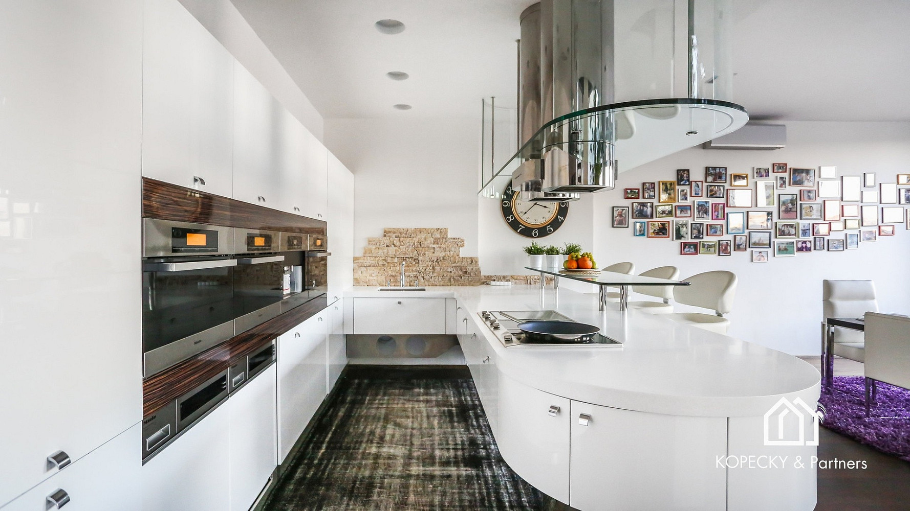 Prodej bytu atypického 428 m² – fotografie 3