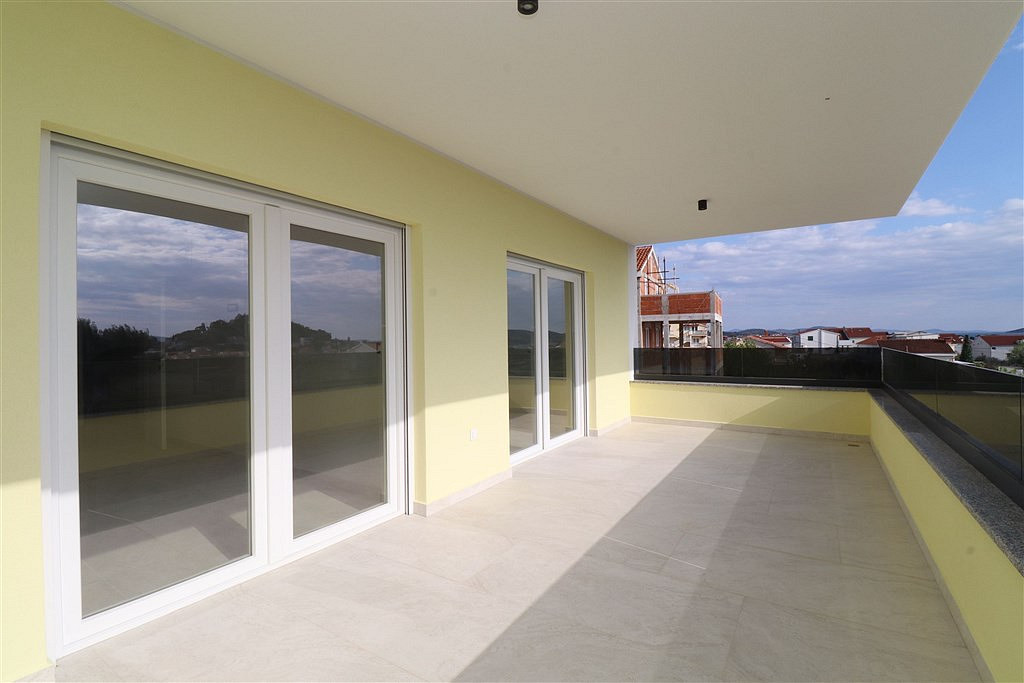Prodej domu 221 m² s pozemkem 450 m² — photo 5