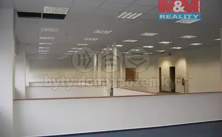 Pronájem kanceláře 808 m², Chebská, Plzeň - Křimice