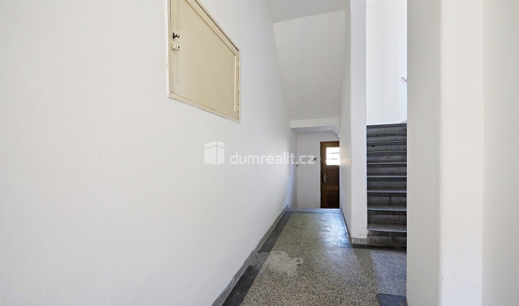 Prodej domu 190 m² s pozemkem 896 m², Lovosice – náhled fotky 17