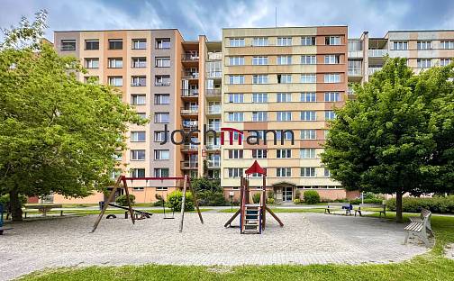 Prodej bytu 2+1 43 m², Bezdrevská, České Budějovice - České Budějovice 2