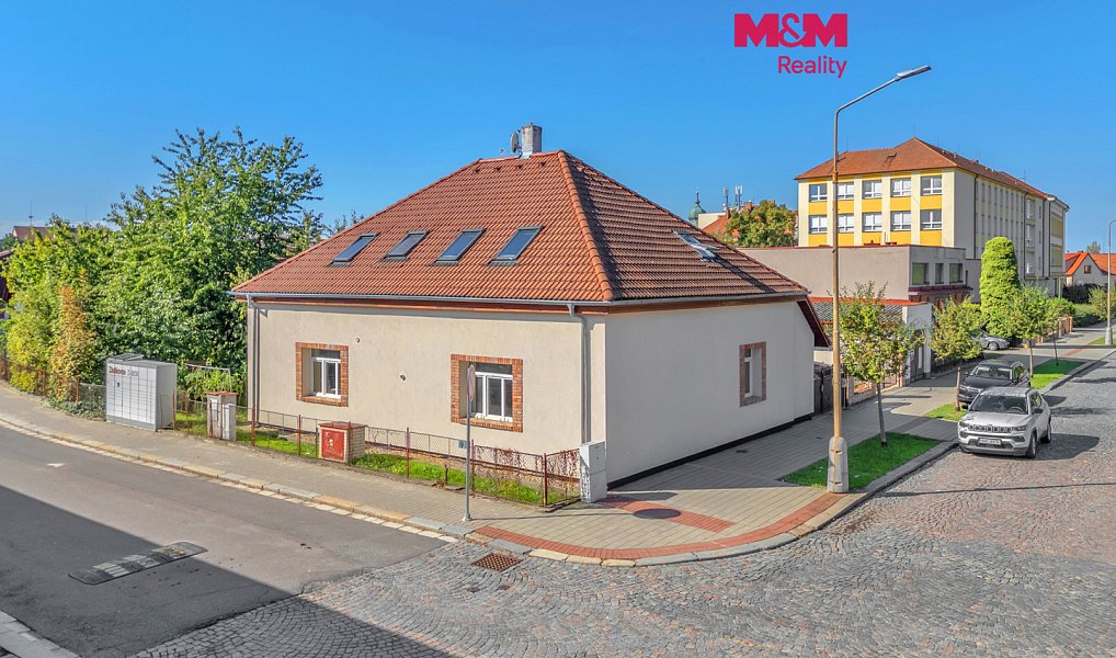 Prodej domu 150 m² s pozemkem 488 m², Růžičkova, Holice, okres Pardubice