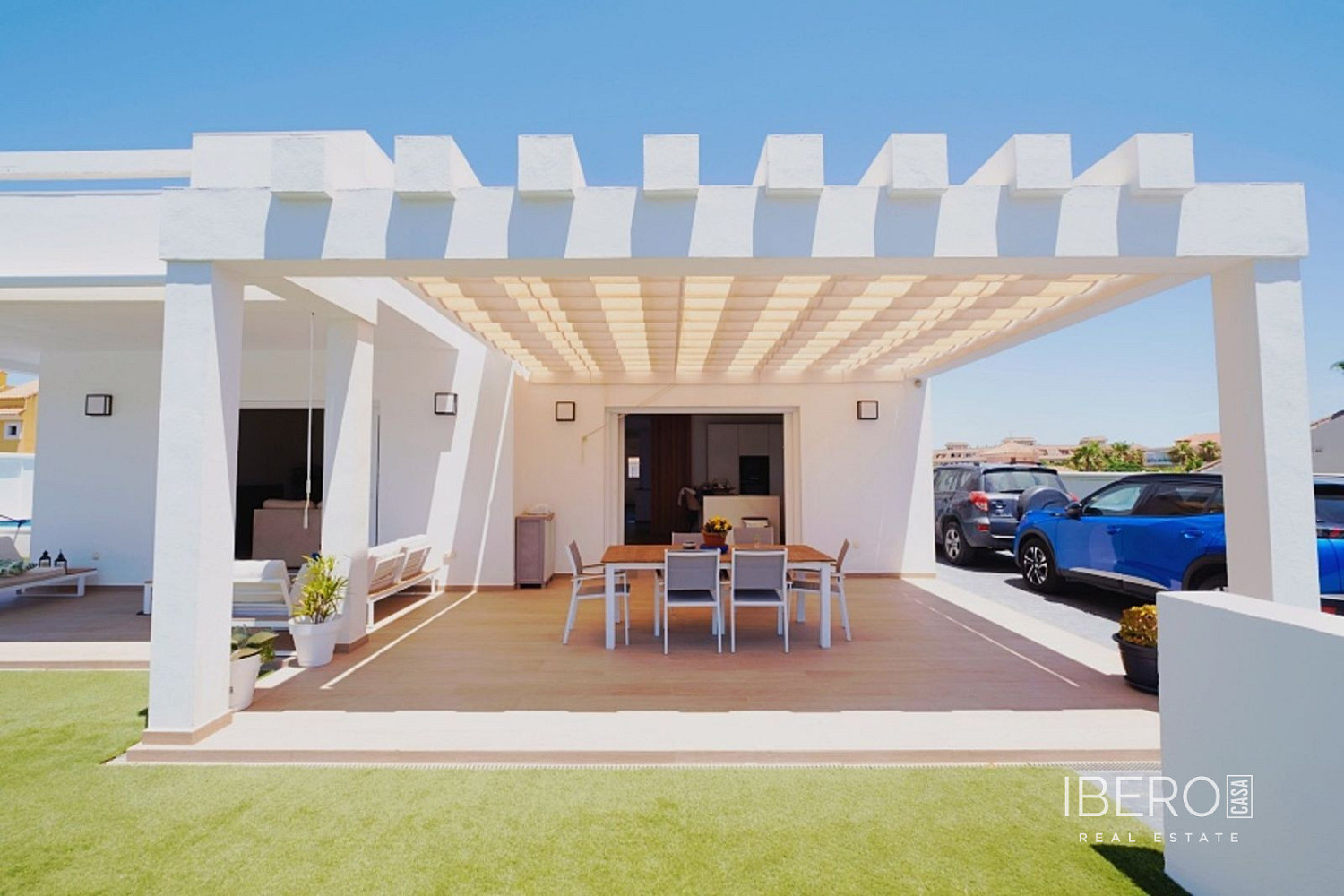 Prodej domu 283 m² s pozemkem 800 m²